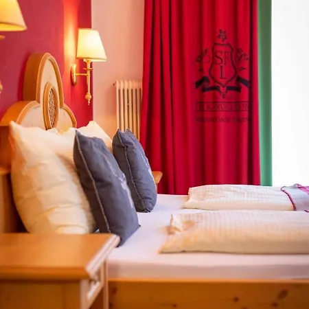 Mara's Little Boutique Sleepover - Budget Vendégház Kaprun