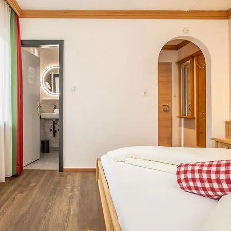 Mara's Little Boutique Sleepover - Budget Vendégház 3*