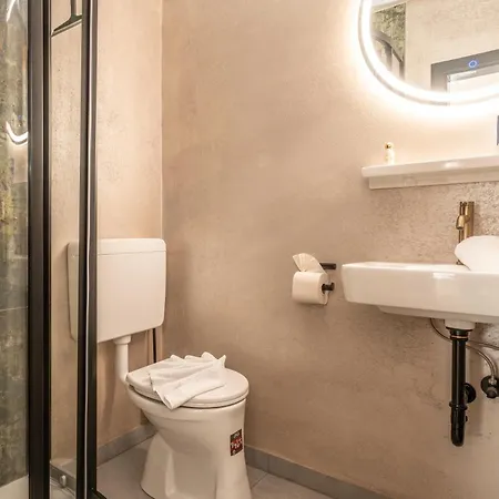 Pensión Mara's Little Boutique Sleepover - Budget 3*