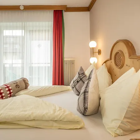 Mara's Little Boutique Sleepover - Budget 3* Kaprun
