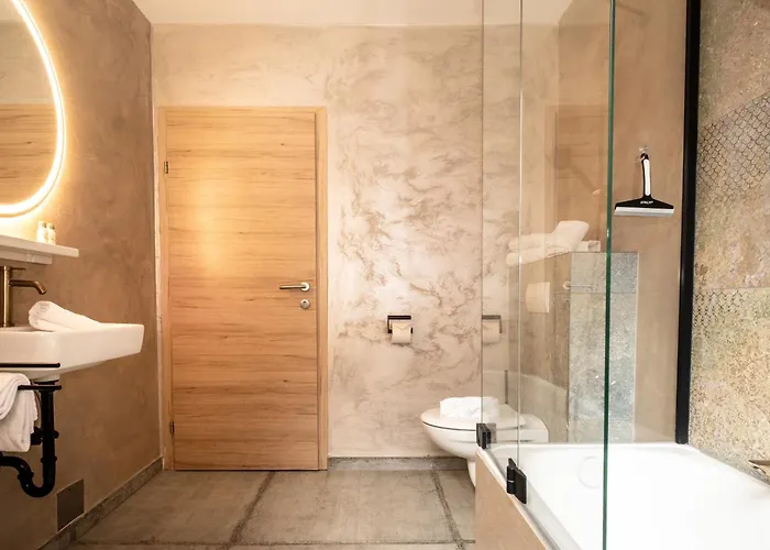 Mara's Little Boutique Sleepover - Budget 招待所 3*